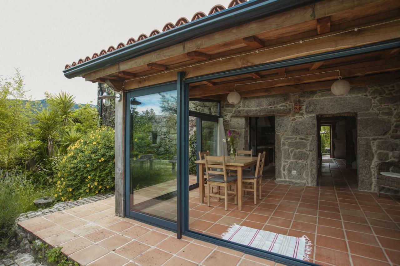 O Curralino Guest House Vilacoba Exterior photo